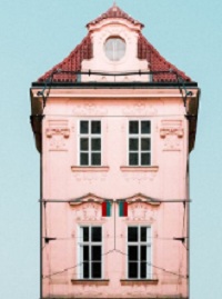 Home Exterior Designers on Best and Worst Things to Have in a Dream House
