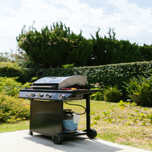 Build Your Own Permanent Outdoor Barbecue at Home