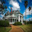Taylor Swift's Mansion: The Most Stylish Celebrity Home Design