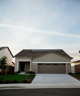 Tesla begins taking orders for its Solar Roof