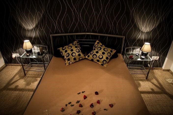 How to decide on your perfect bedroom furniture set?