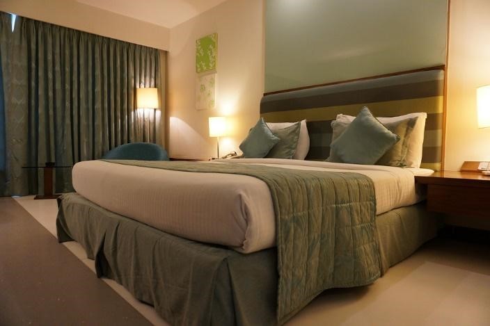 How to decide on your perfect bedroom furniture set?