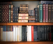 Want a Home Library? Here Are 4 Tips to Help Make Your Dream Come True