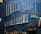 7 Inspiring and Amusing Garage Design Ideas