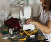 How to Choose the Right Sewing Machine